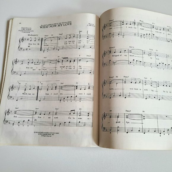 100 easy listening songs for piano. Piano score. - Picture 5 of 9